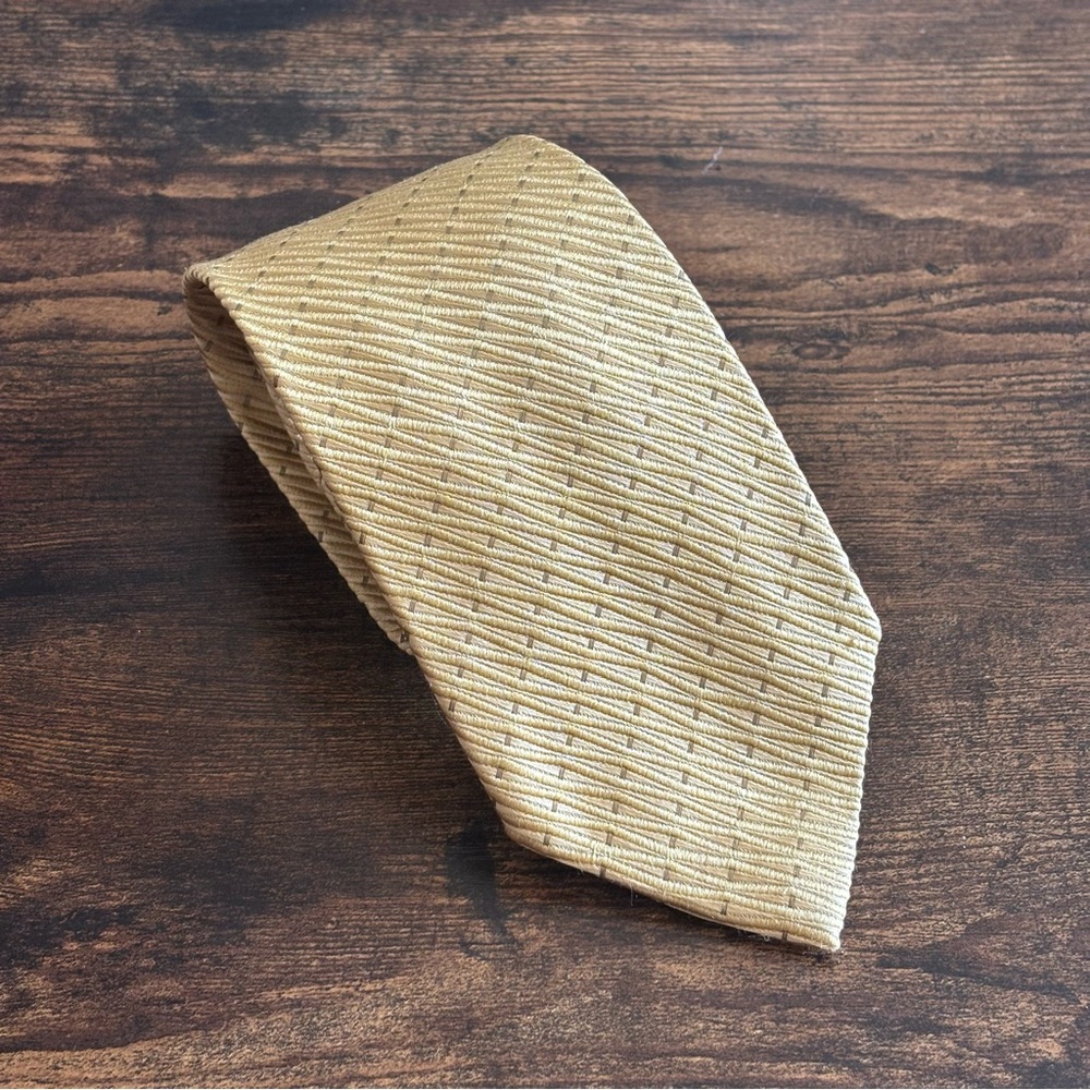 Charvet Stitch Striped Waves Gold Textured Tie